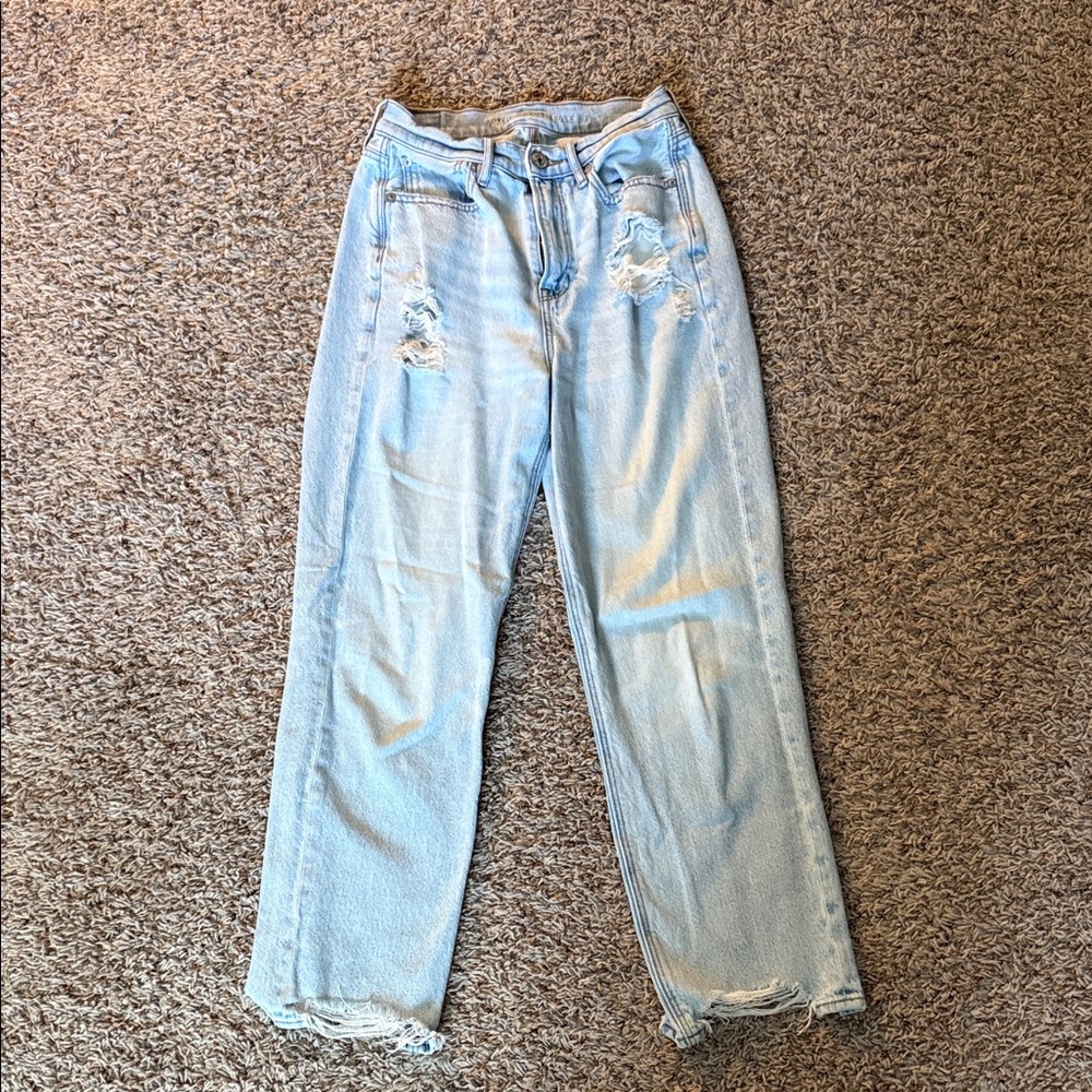 American Eagle Outfitters Light Blue Boyfriend Jeans